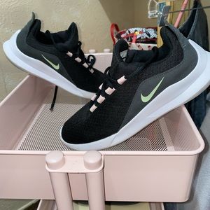 Women’s Nike Shoes